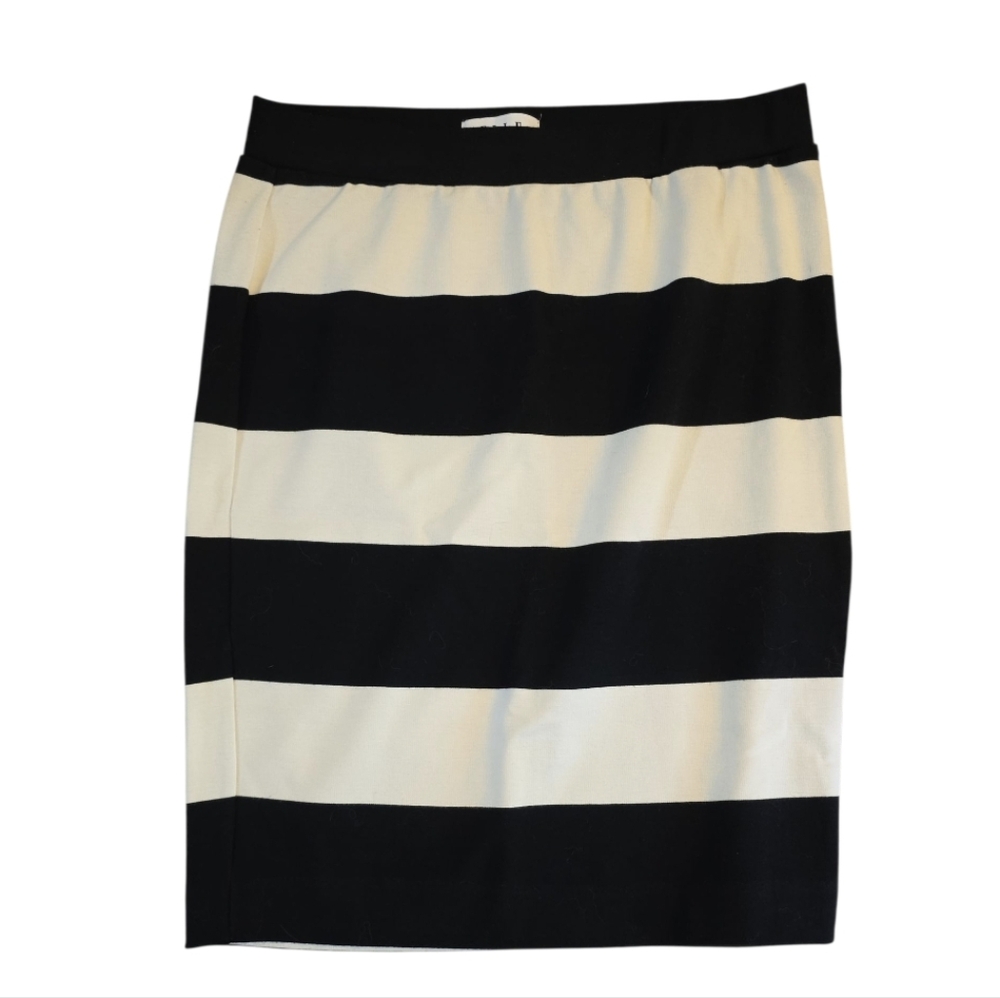 Black and White Pencil Skirt
